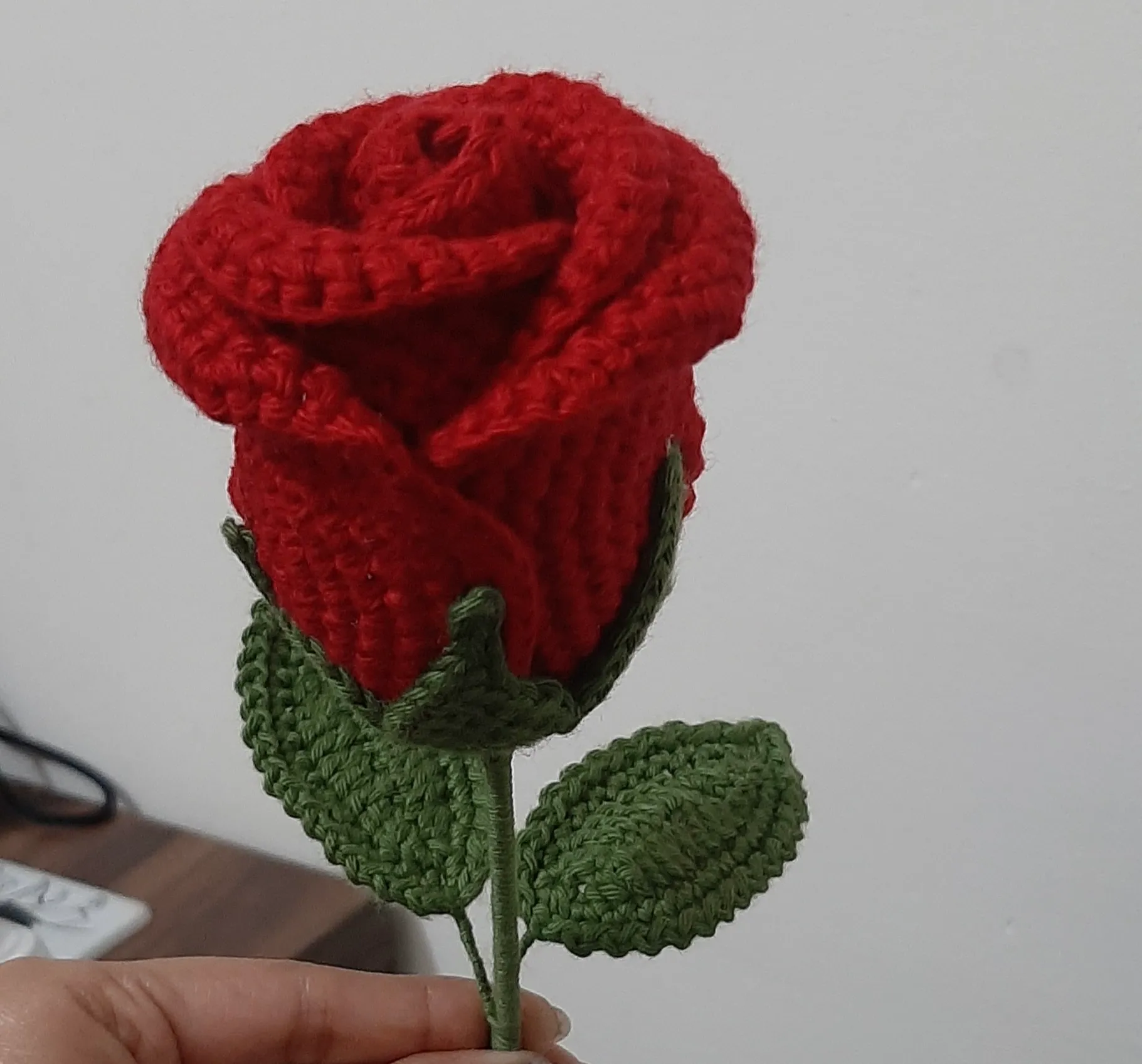 Crochet rose flower