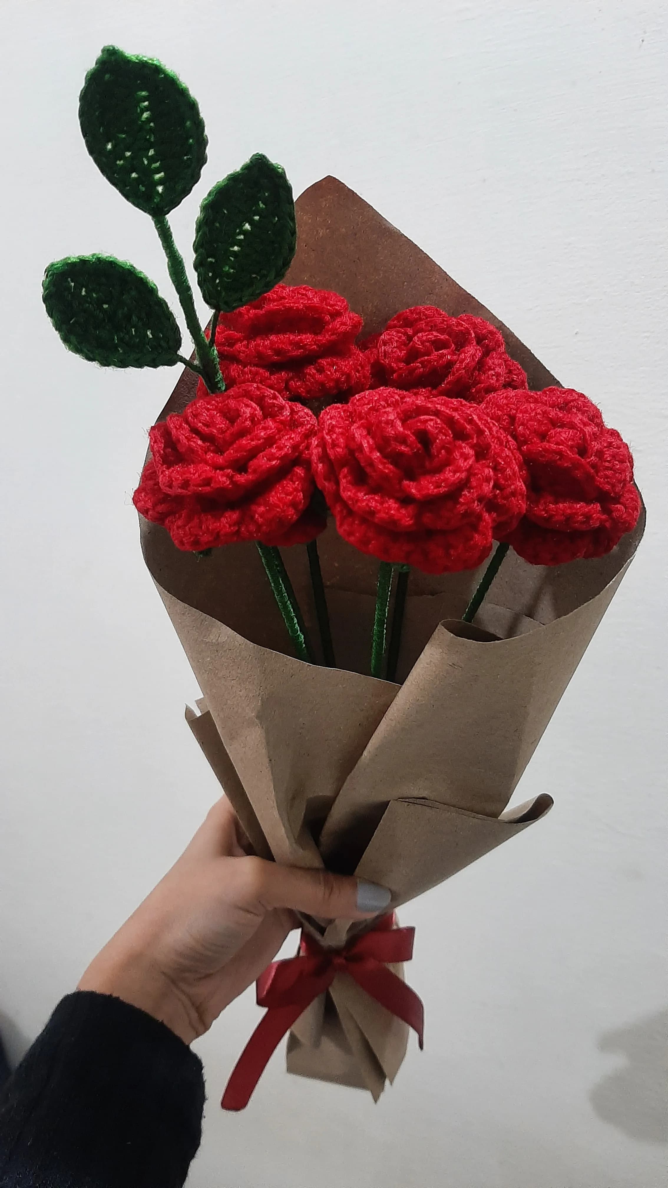 handmade crochet rose bouquet